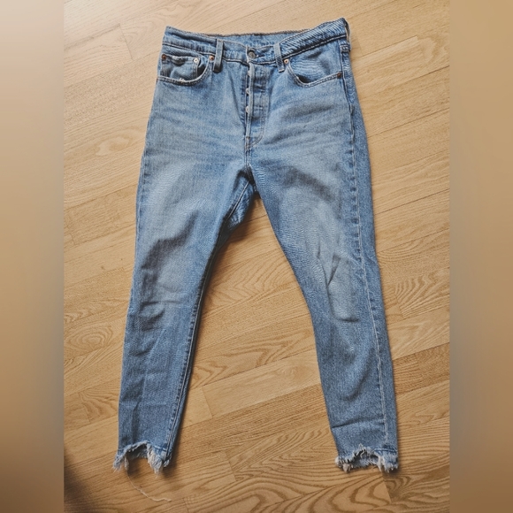 Levi's Denim - Women's Levi's W29 L28
